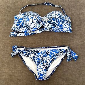 Jag 2 Piece Bikini Swimsuit Blue/White Stunning